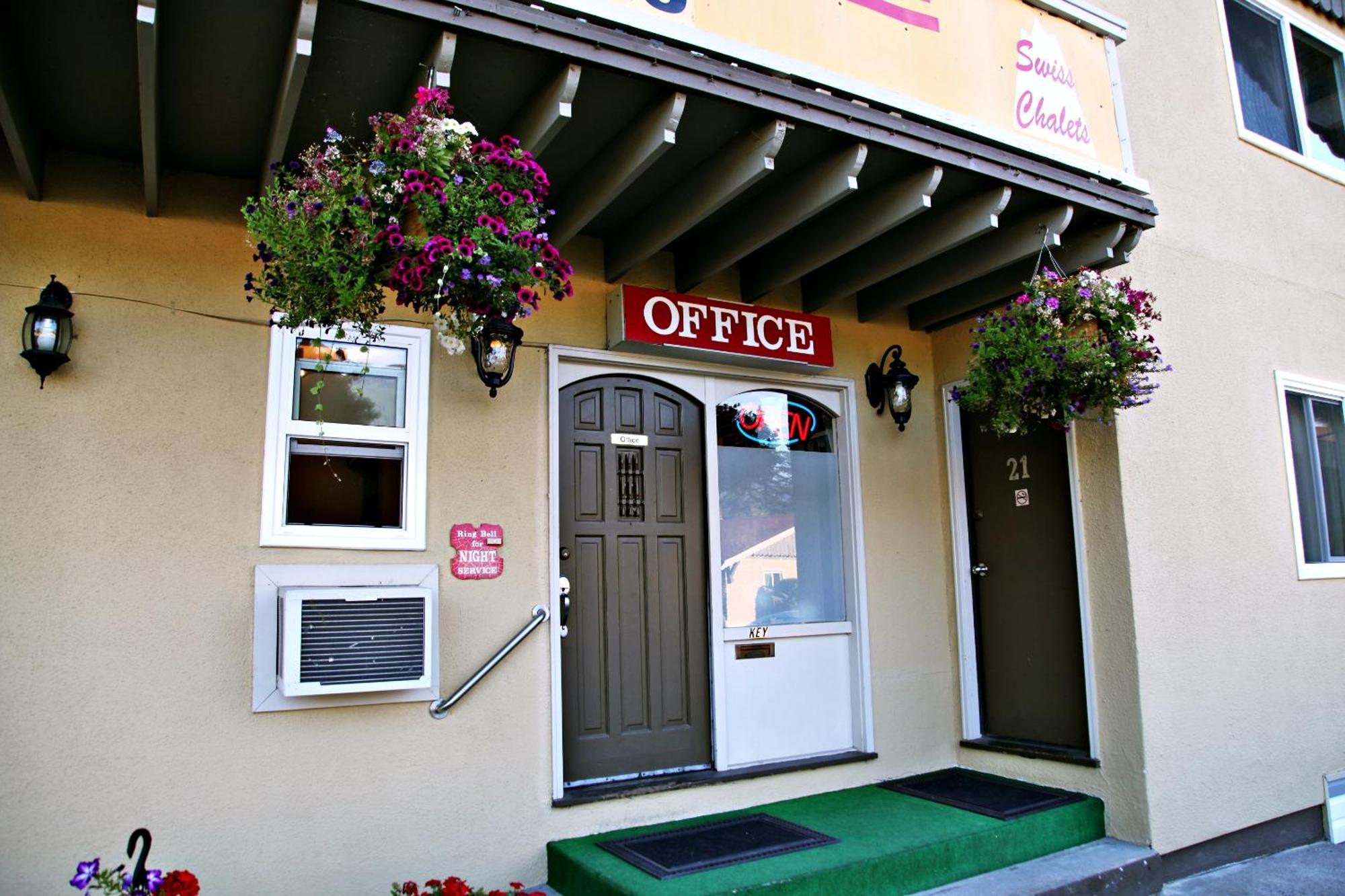 Swiss Chalets Motel Hope Exterior foto